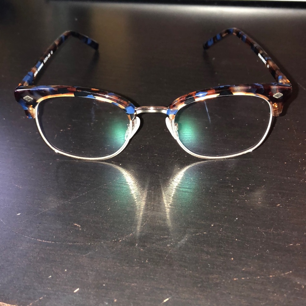 Tortoise blue wired frames for every desired look!